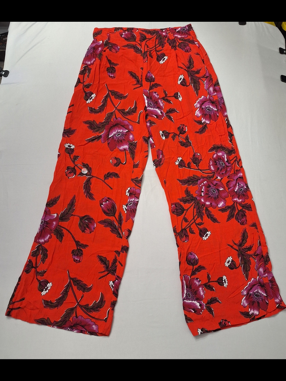 Anthropologie ett:twa "Margo" High Waisted Red Floral Flowy Wide-Leg Trousers